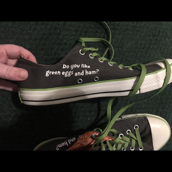 Cat in the hat Converse - Picture 3 of 5
